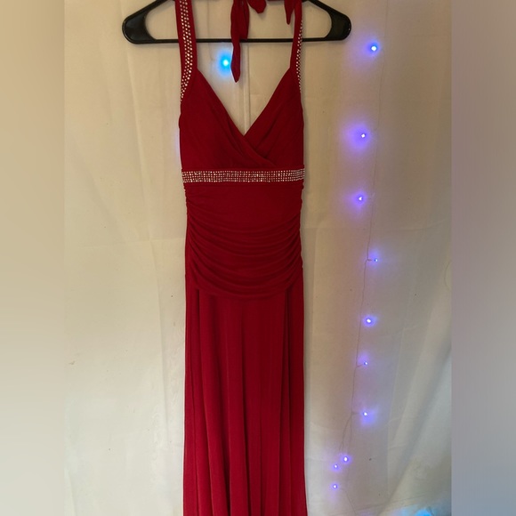 Floor length red rhinestone dress - Picture 1 of 3